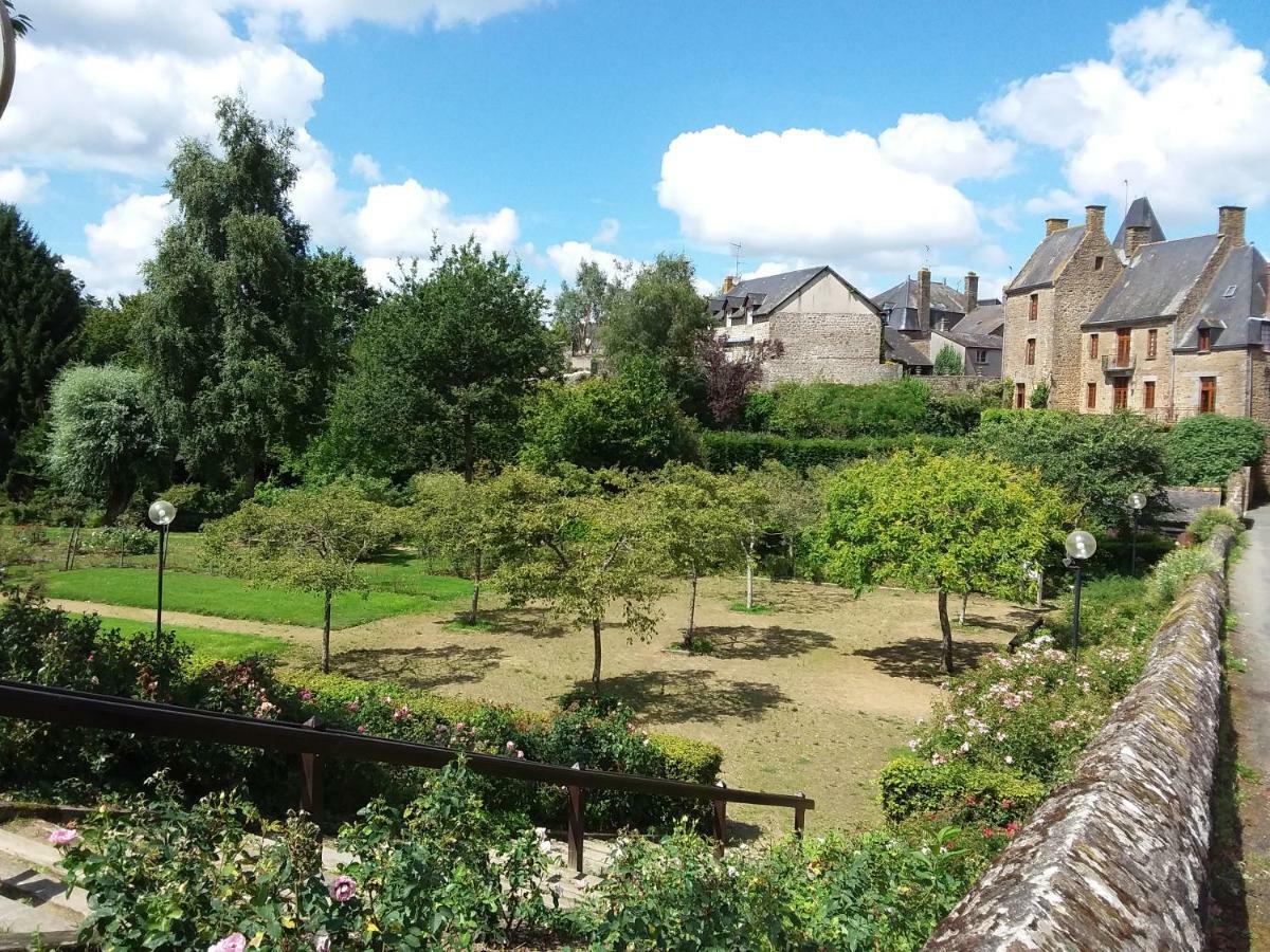 Вилла L'Orchidee Lassay-les-Chateaux Экстерьер фото